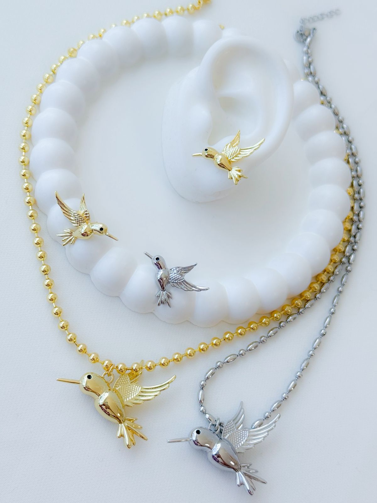 Collar fly pretty