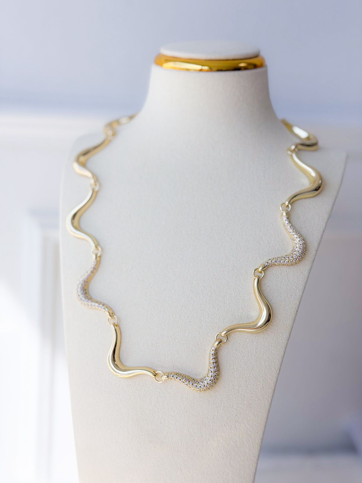 Collar Donatella