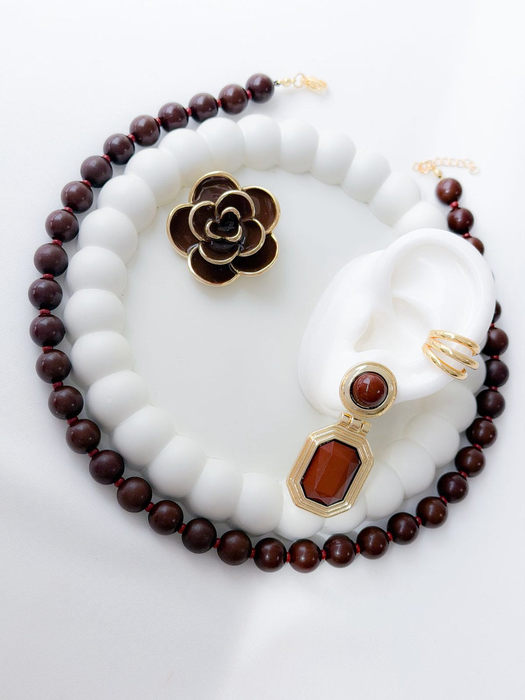 Arete y Collar Barend
