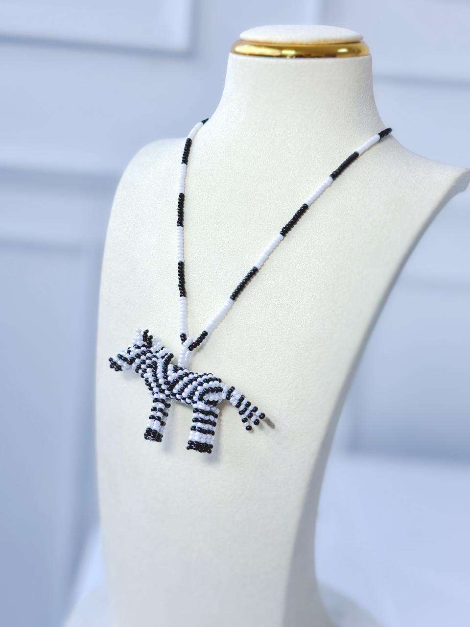 Collar Constanzo