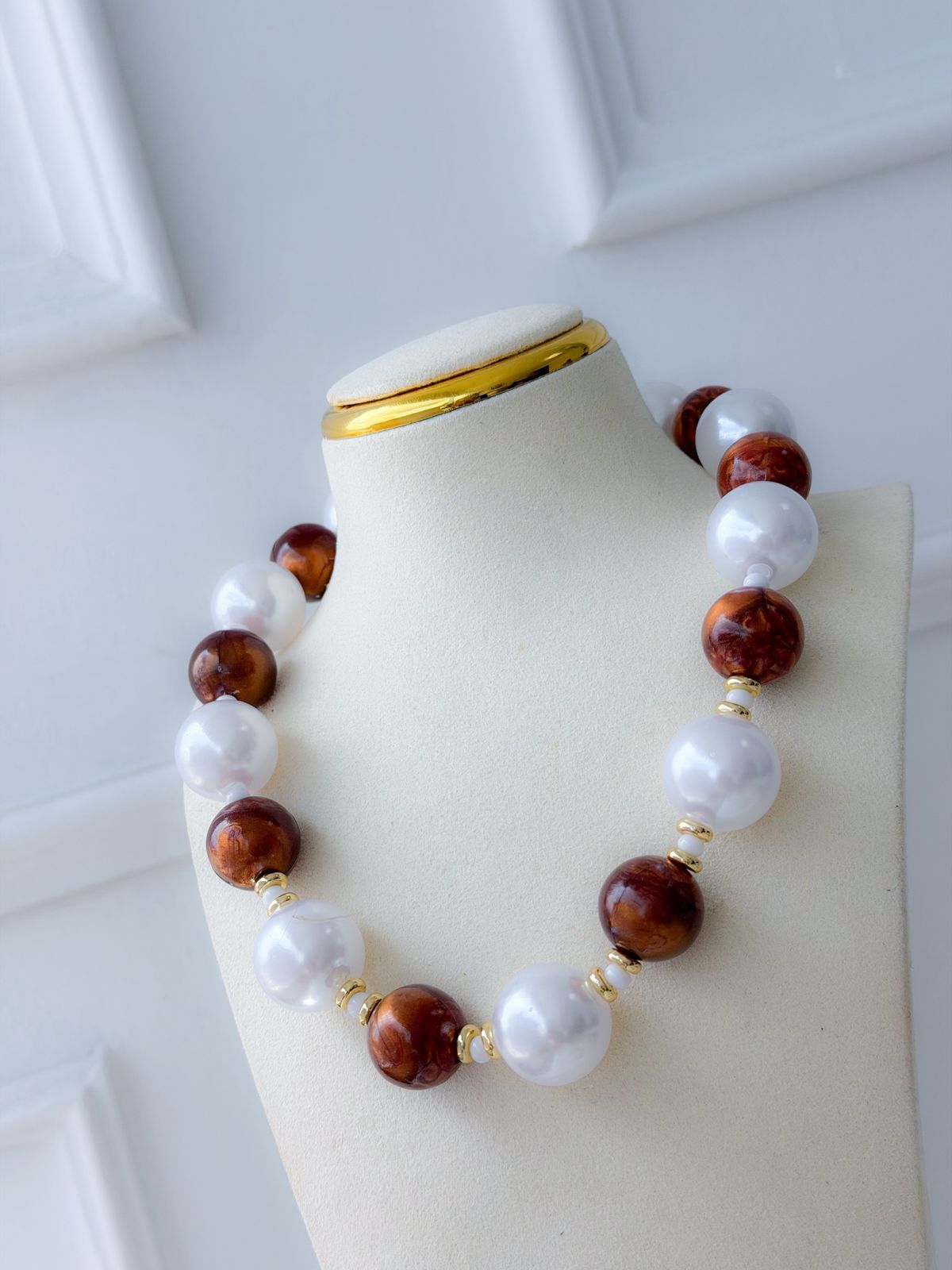 Collar Alain
