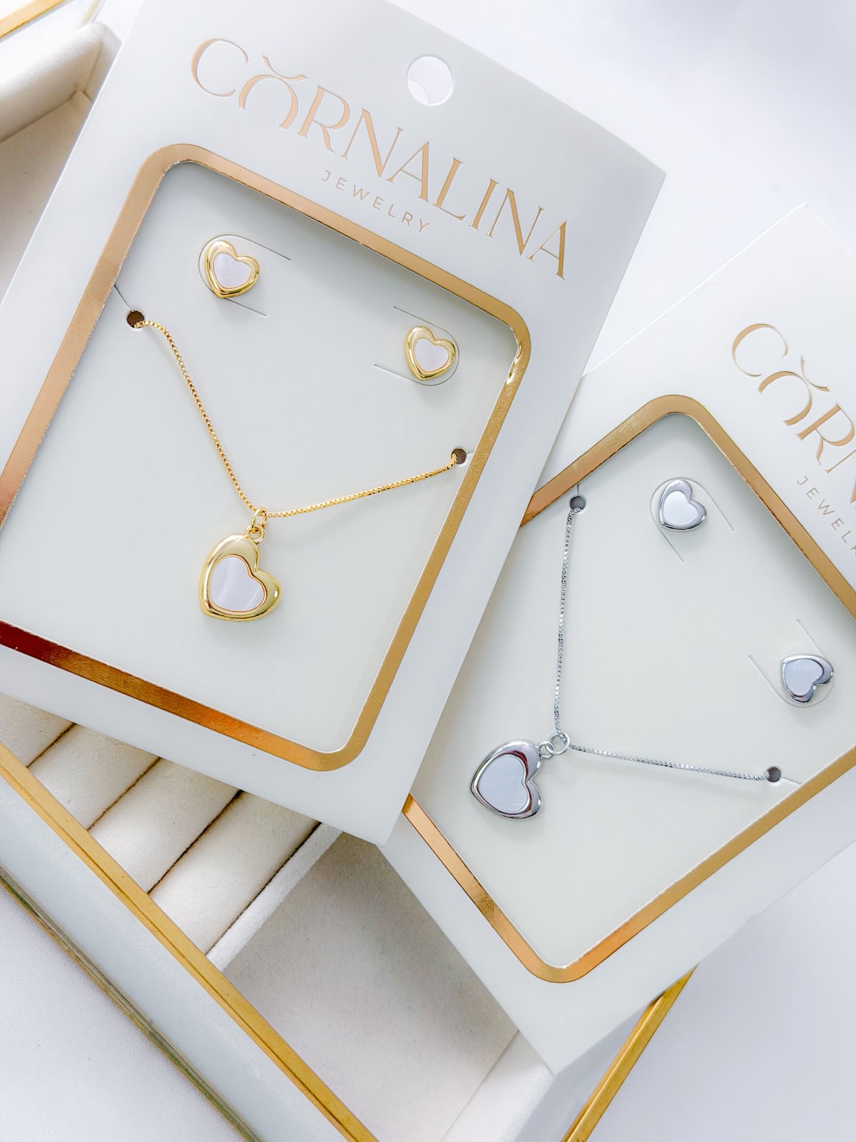 Set Carlotta