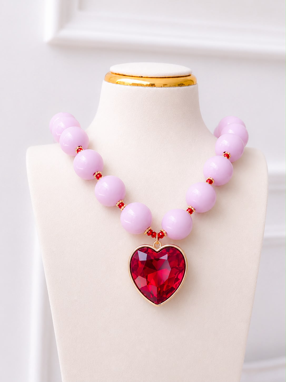 Collar emily