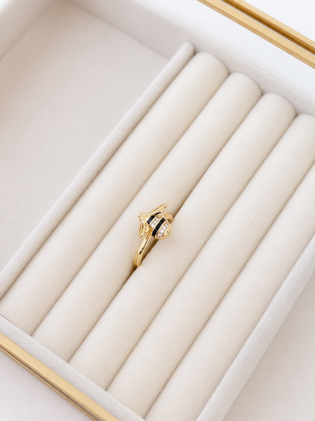 Anillo Briella