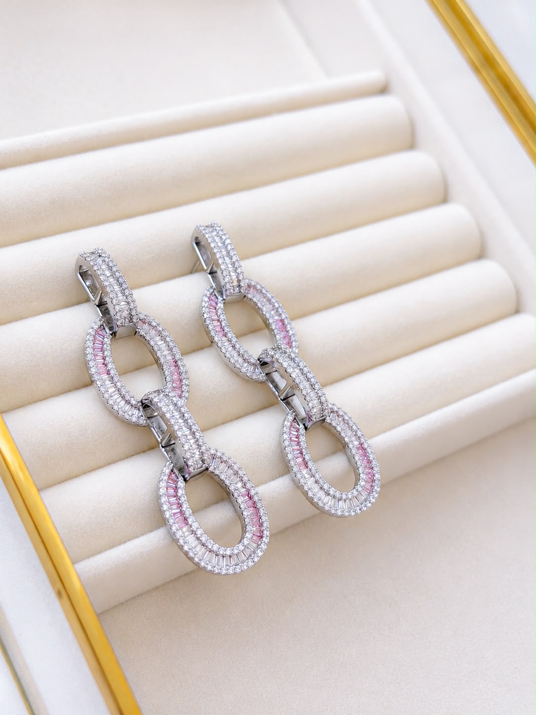 Aretes Adison