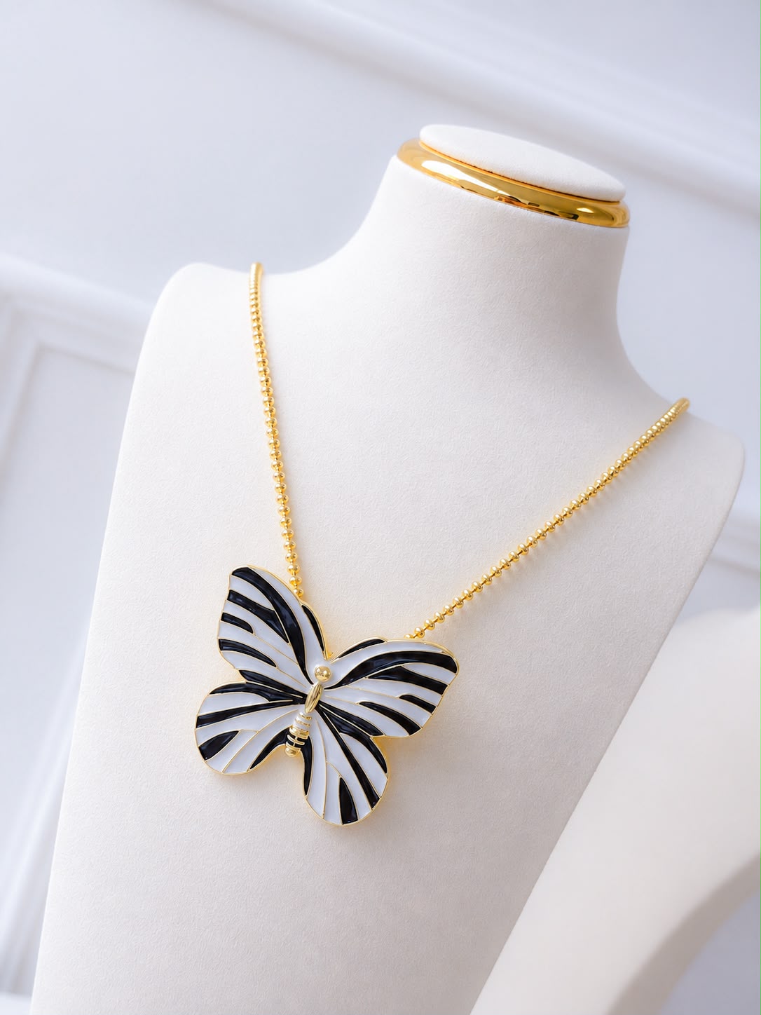 Collar Grace