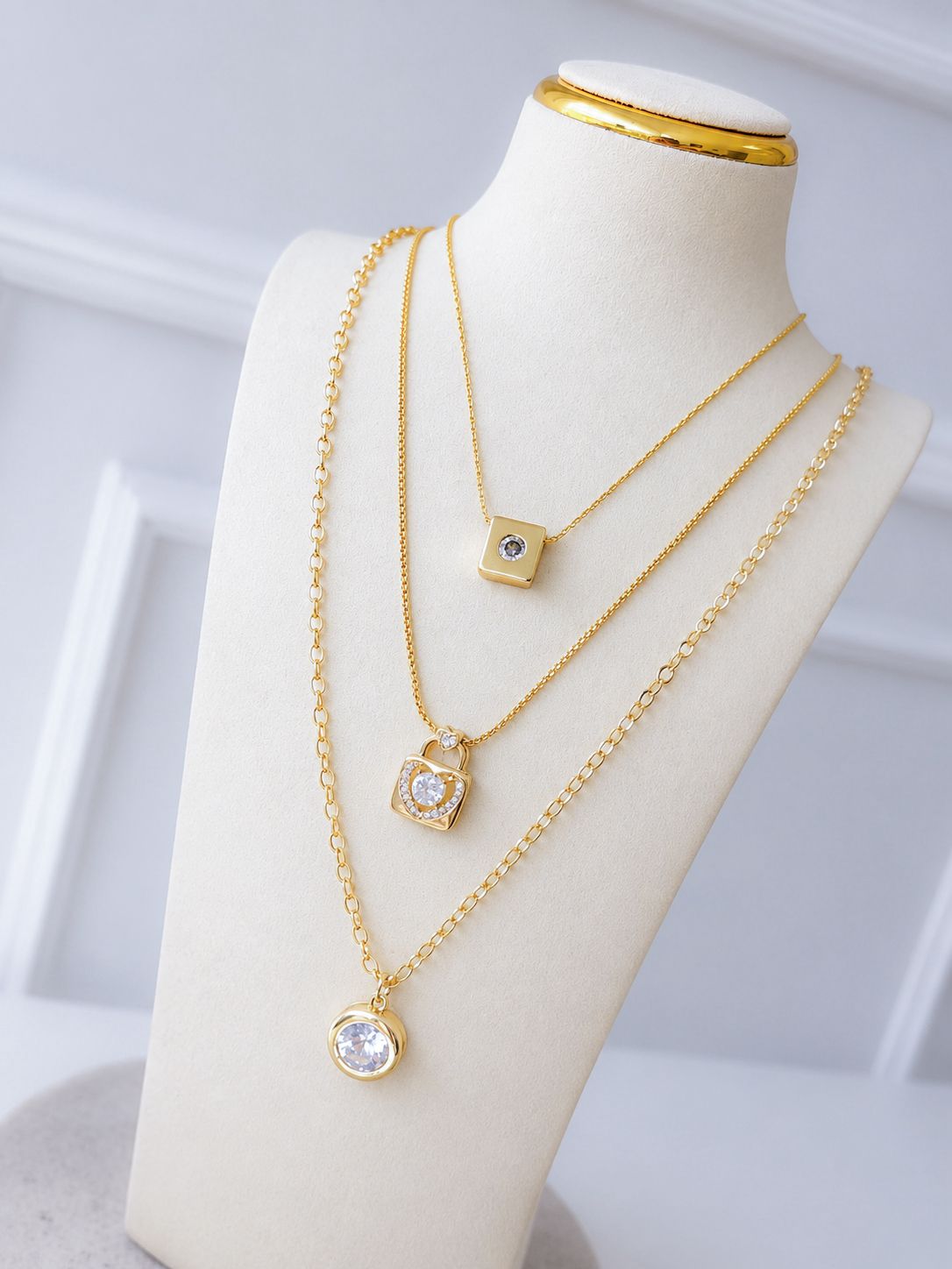 Collar Mathilda