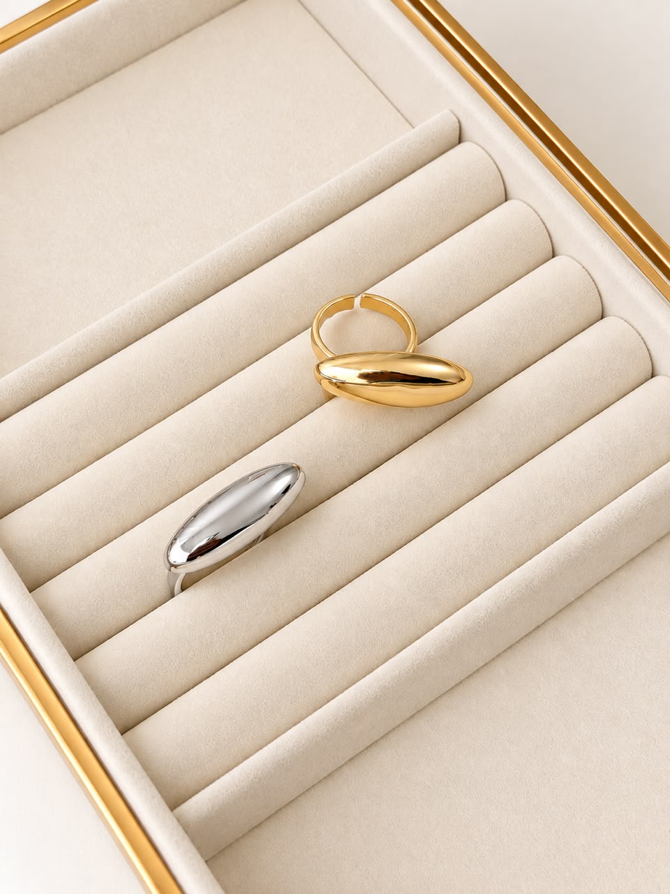Anillo Ursula