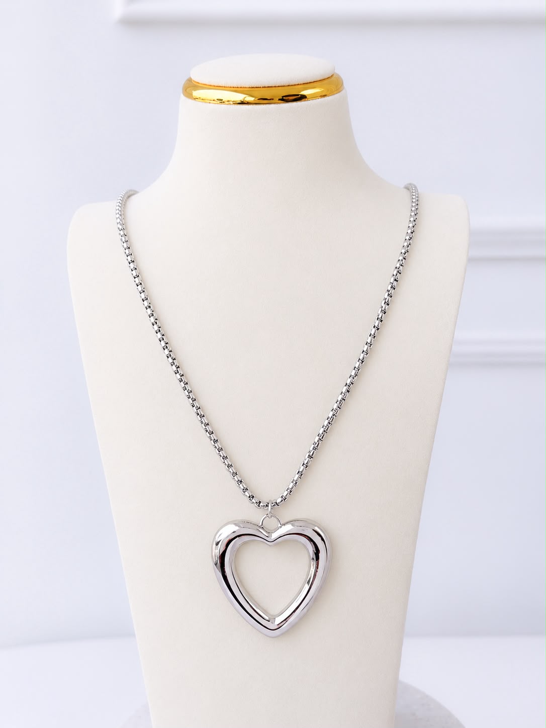 Collar Alena