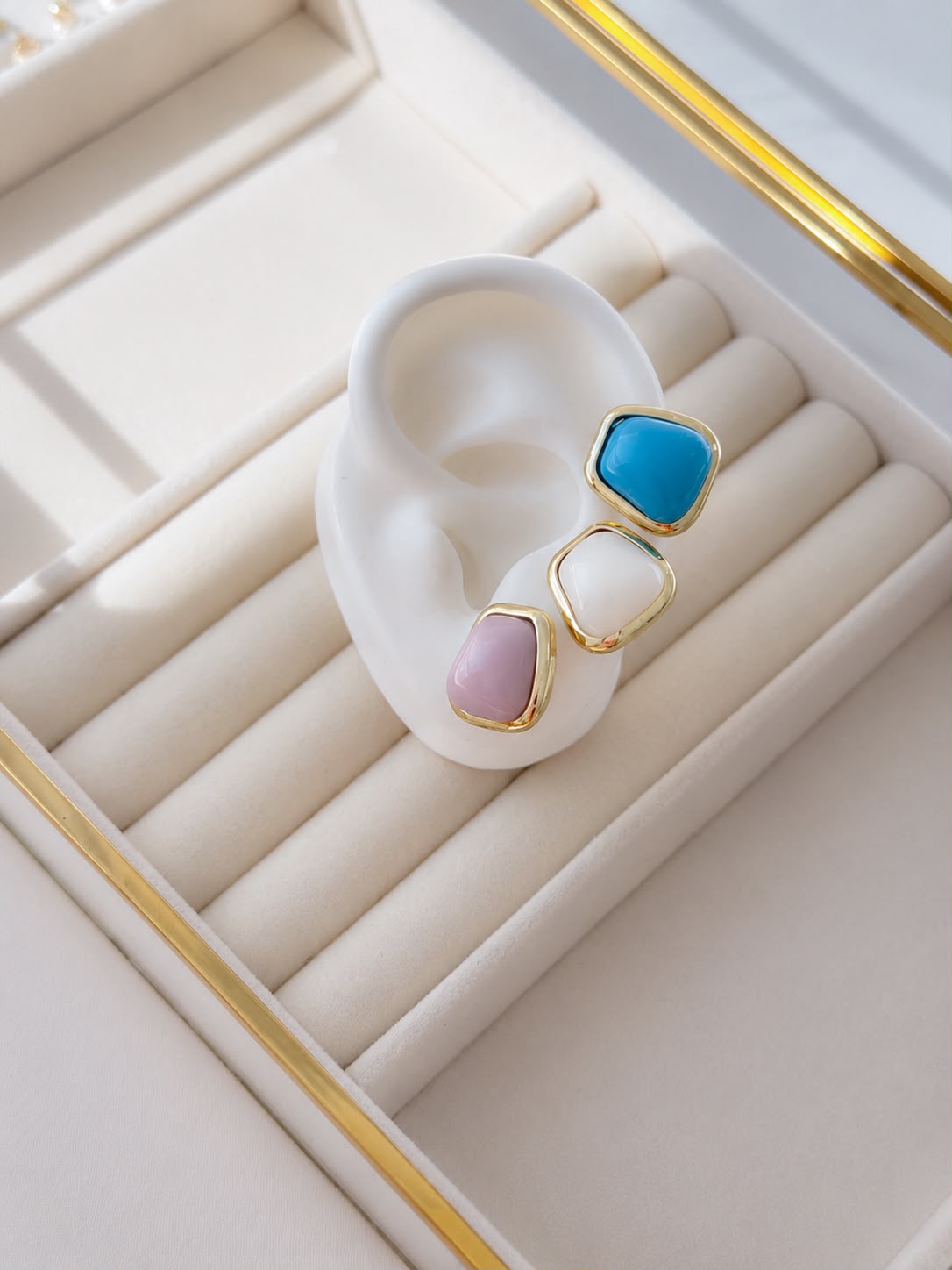 Aretes Raelyn