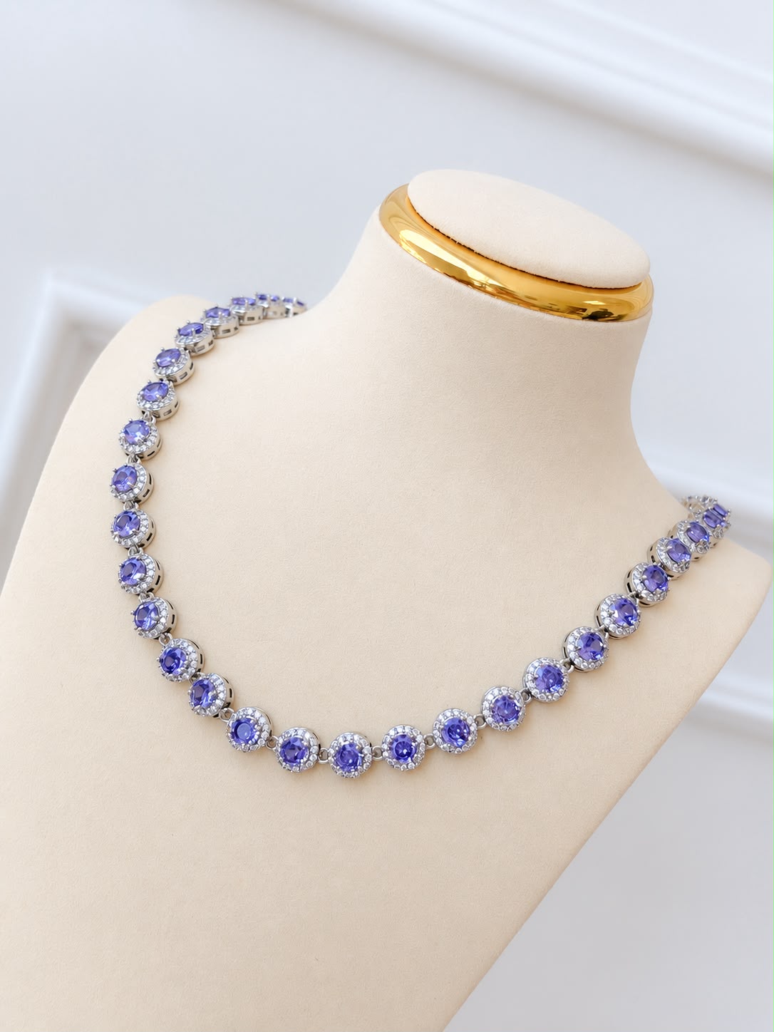 Collar Jaylen