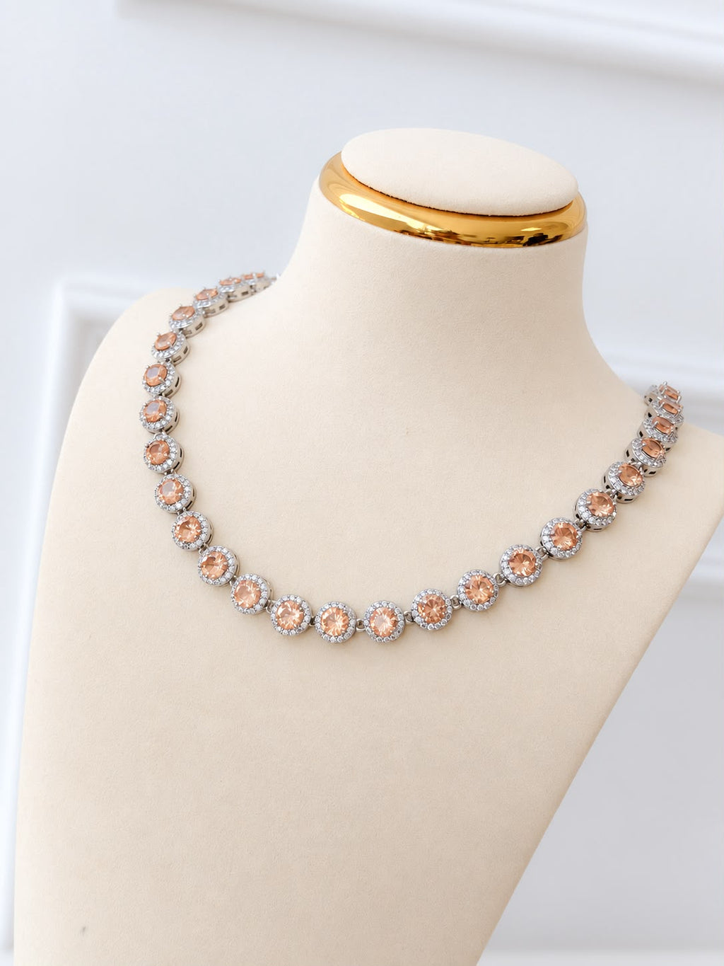 Collar Jaylen